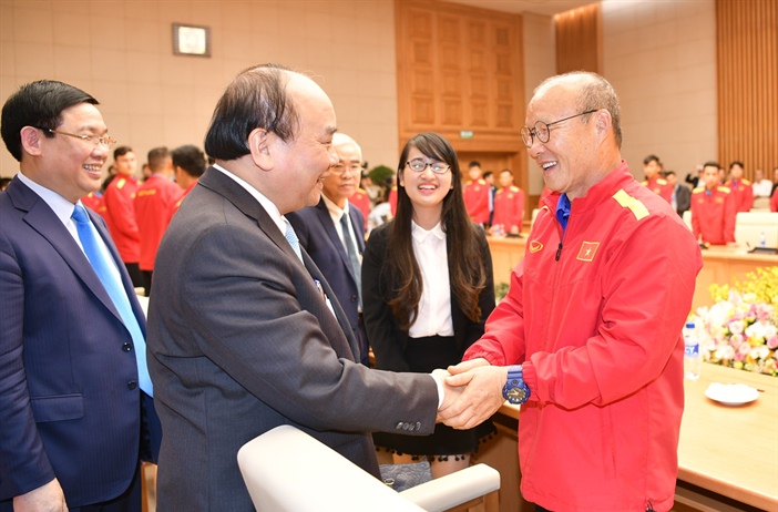 Thủ tướng Nguyễn Xuân Phúc: "Chiến công của đội tuyển làm cả nước phấn...