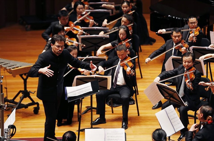 Tối 25.1, Sun Symphony Orchestra tổ chức “Đêm nhạc Anh Quốc” tại Học...