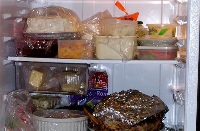 5 dấu hiệu cảnh báo bạn nên vứt bỏ thức ăn thừa