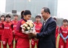 Thứ trưởng Lê Khánh Hải thăm đội tuyển bóng đá nữ QG
