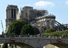 Các trường học gần nhà thờ Đức Bà Paris bị ô nhiễm chì sau vụ hỏa hoạn