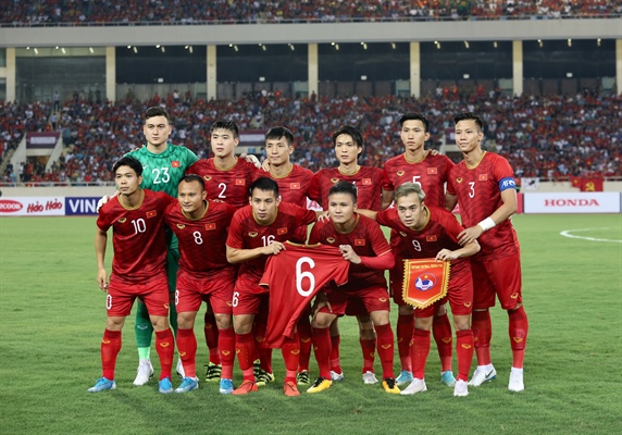 HLV Park Hang Seo lên danh sách ĐT Việt Nam chuẩn bị đấu với UAE và...