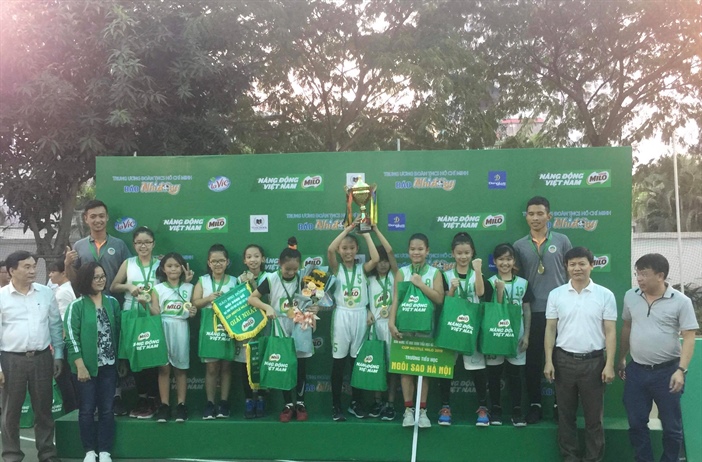 2 đội đoạt ngôi vô địch tại Giải Bóng rổ học sinh Tiểu học Hà Nội