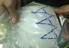 Phát hiện thùng nhựa chứa nhiều gói nghi ma túy dạt vào bờ biển Quảng Trị