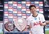 Cầu thủ hay nhất châu Á giành 4 giải thưởng cá nhân tại đội bóng Ngoại hạng Anh