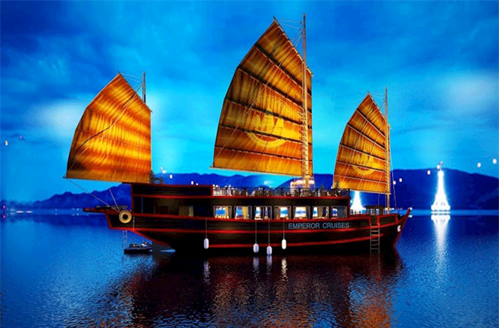 Du thuyền Emperor Cruises trên vịnh Nha Trang nhận giải thưởng...