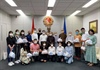 Tổng Lãnh sự quán tại Fukuoka trao quà ủng hộ người dân phòng, chống thiên tai và dịch Covid-19