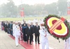 Đại biểu Đại hội Thi đua yêu nước toàn quốc vào Lăng viếng Chủ tịch Hồ Chí Minh