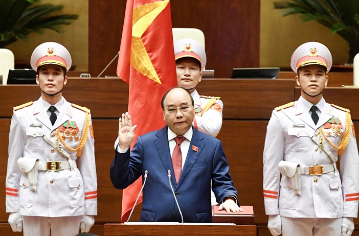 Ông Nguyễn Xuân Phúc tái đắc cử Chủ tịch nước