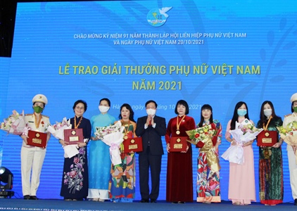 Trao Giải thưởng Phụ nữ Việt Nam 2021 và nhiều hoạt động kỷ niệm Ngày 20.10
