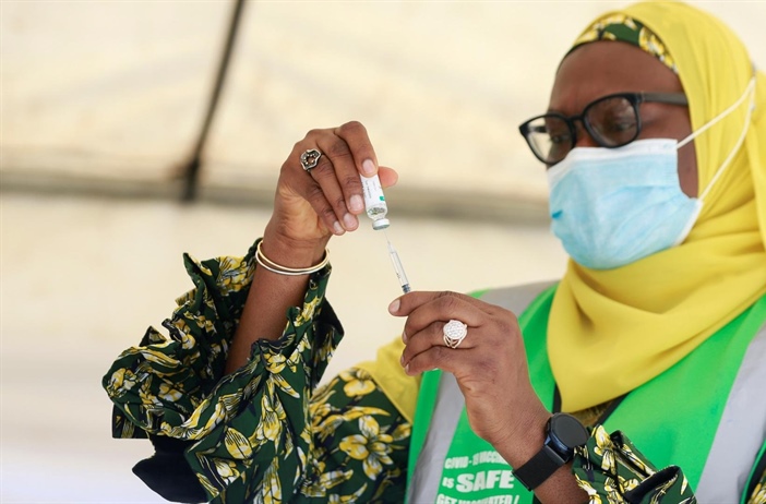 Nigeria lãng phí 1 triệu liều vắcxin ngừa Covid-19