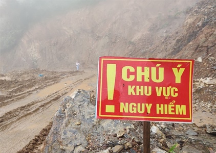 Quảng Nam: Nhiều tuyến đường vùng cao vẫn còn ngổn ngang sau một năm sạt lở
