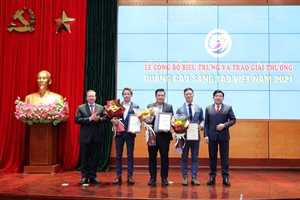 Trao giải cuộc thi "Giải thưởng Quảng cáo sáng tạo Việt Nam năm 2021"
