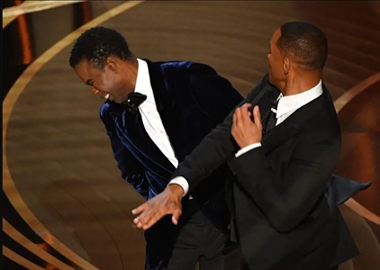 Will Smith tát Chris Rock trên sân khấu giải Oscar 2022
