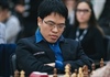 Lê Quang Liêm lần đầu đánh bại “Vua cờ” Carlsen