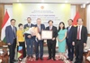Trao tặng Kỷ niệm chương “Vì sự nghiệp Văn hoá, Thể thao và Du lịch” cho Đại sứ Đặc mệnh toàn quyền Hungary tại Việt Nam