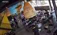 Đà Nẵng: Tạm đình chỉ công tác cán bộ ném tiền lẻ trong quán ăn