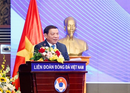 Bộ trưởng Nguyễn Văn Hùng giao 6 nhiệm vụ cho Liên đoàn Bóng đá Việt...