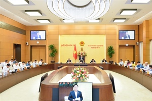 Khai mạc Phiên họp thứ 17 của Ủy ban Thường vụ Quốc hội: Xem xét tổ chức kỳ họp bất thường của Quốc hội