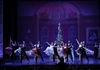 Biểu diễn vũ kịch “Kẹp hạt dẻ” đón chờ Giáng sinh