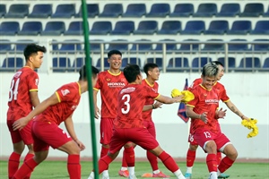 Tuyển Việt Nam tiếp tục tập luyện, chuẩn bị cho AFF Cup 2022