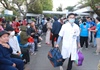 “Chuyến xe yêu thương” đưa hàng trăm bệnh nhân nghèo về quê đón Tết