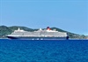 Tàu du lịch quốc tế đưa gần 2.000 du khách đến vịnh Nha Trang