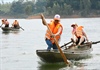 Giải đua thuyền nan truyền thống các dân tộc vùng hồ Thác Bà