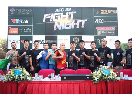 Ba võ sĩ Việt Nam đối đầu dàn cao thủ thế giới tại sự kiên võ thuật MMA...