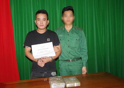 Khởi tố vụ án vận chuyển ma túy từ Lào về Việt Nam