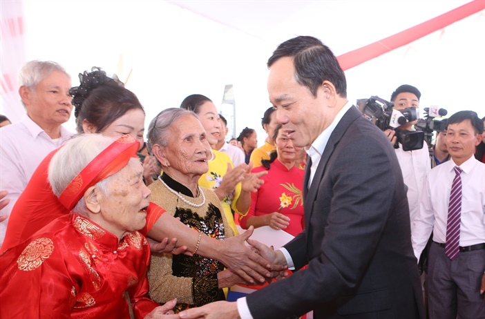 Phó Thủ tướng Trần Lưu Quang dự Ngày hội Đại đoàn kết toàn dân tộc tại...