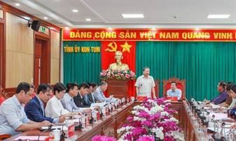Đại tướng Tô Lâm làm việc với lãnh đạo tỉnh Kon Tum về công tác tổ chức...