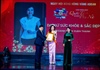 Vợ chồng ca sĩ Tuấn Anh nhận cúp Bông hồng vàng Asean 2024